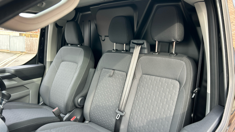 Ford Transit Custom 320 L1 Diesel Fwd 2.0 EcoBlue 136ps H1 Van Limited